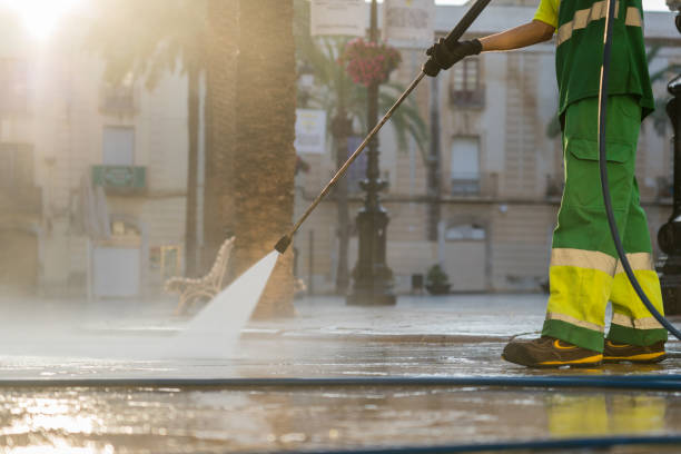 Best House Exterior Washing  in Taft Heights, CA